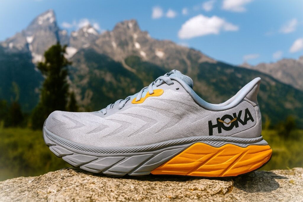 Close-up shot of HOKA Arahi 6.