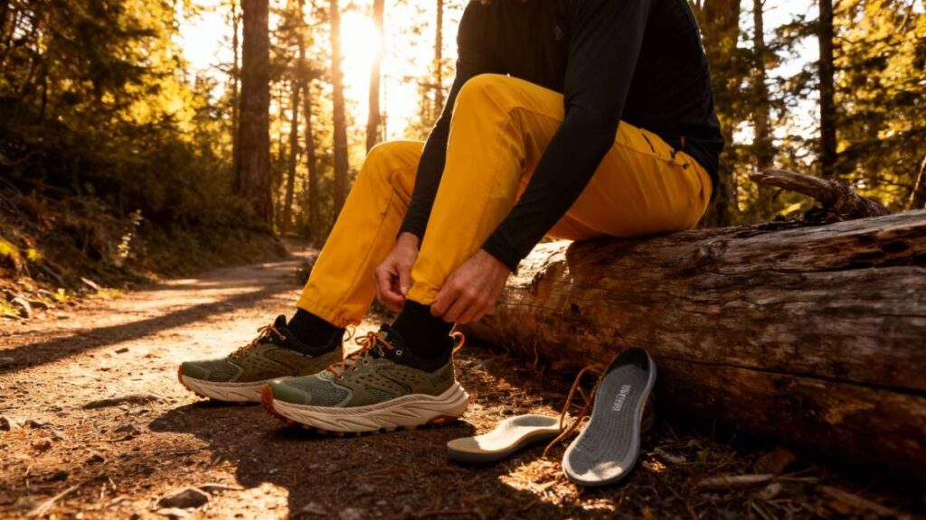 Hiker getting ready to hike with HOKA Anacapa 2 Low GTX.