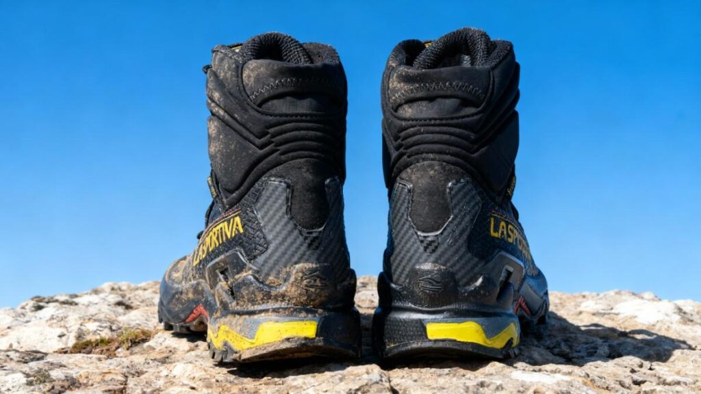Heels view of La Sportiva Ultra Raptor II Mid GTX.