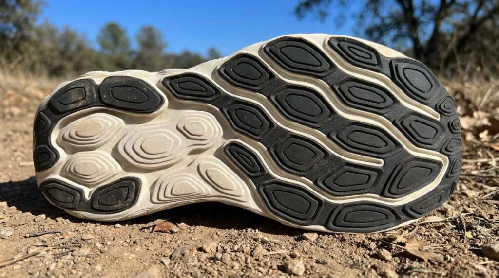 Close-up of outsole of New Balance Fresh Foam X 880 v14.